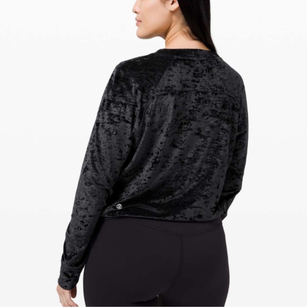🍋lululemon velvet top size 4/6 ish lōl - Picture 2 of 7